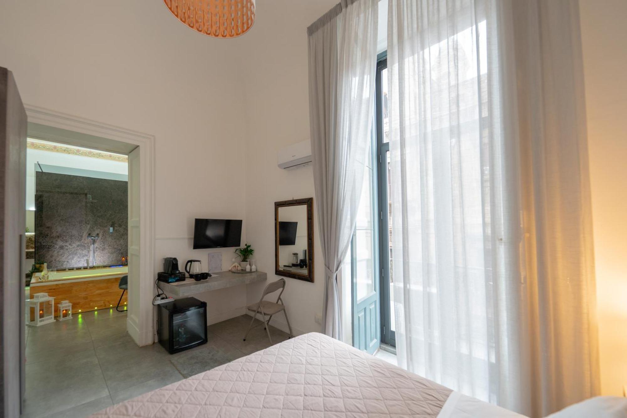 לינה וארוחת בוקר Palazzo Bruca קטאניה מראה חיצוני תמונה